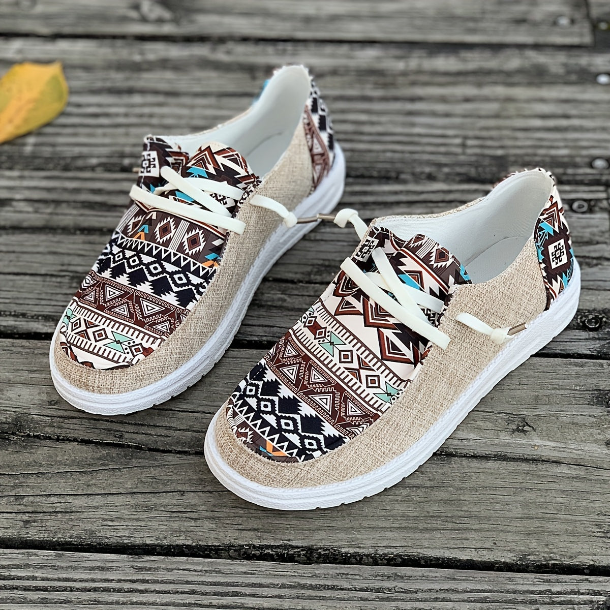 Tribal Pattern Canvas Shoes, Round Toe Flat Sneakers